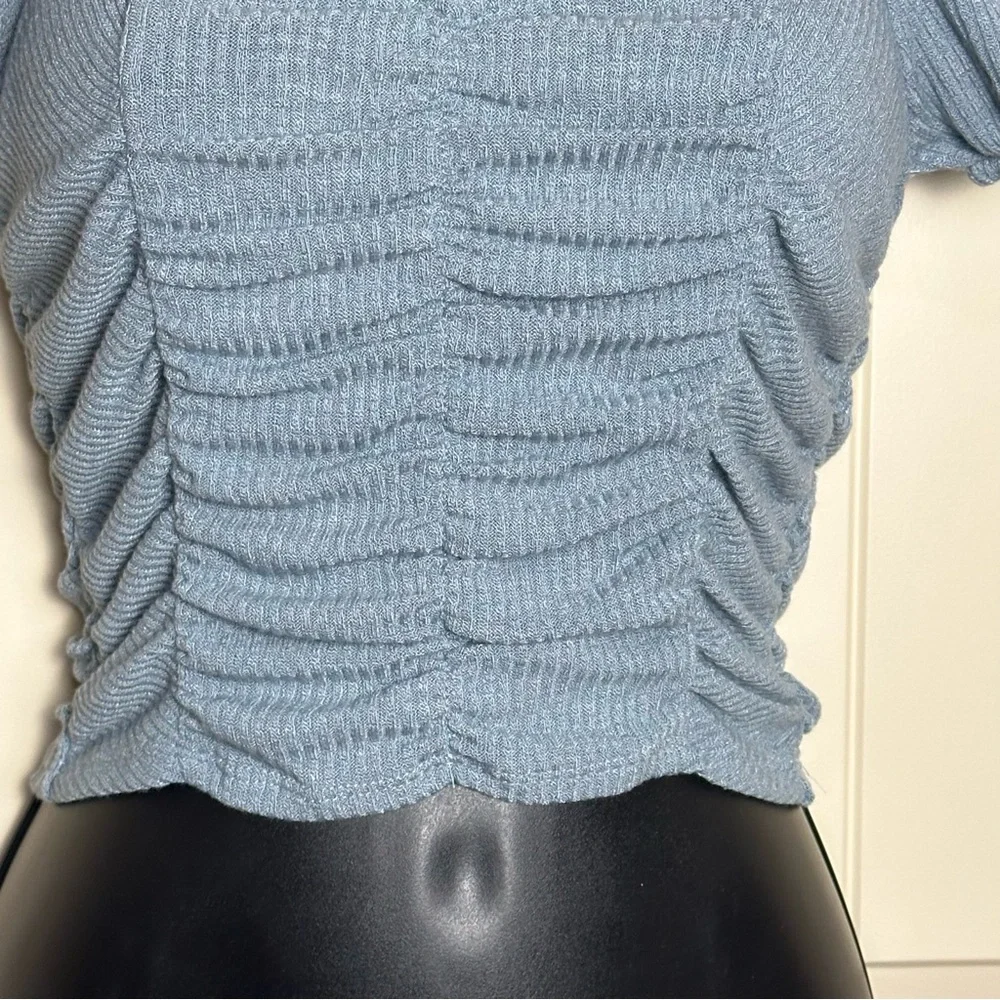 Altar'd State Light Blue Ruched Puff Sleeve Crop Top Small NWT $54.95 - Picture 4 of 11
